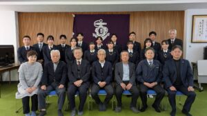 １２８回生クラス代表・代議員と同窓会の総務委員との顔合わせ会を行いました。